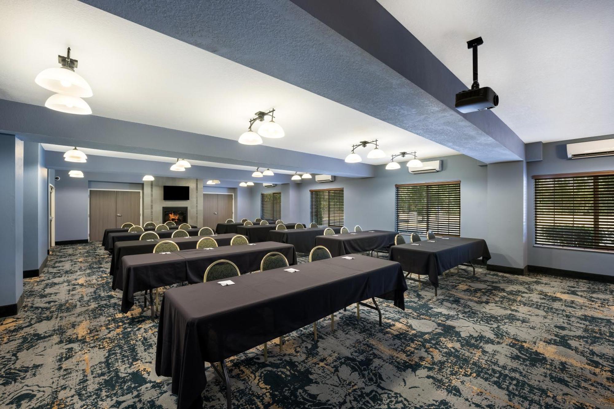 Best Western PLUS Mountain View Auburn Inn Exterior foto